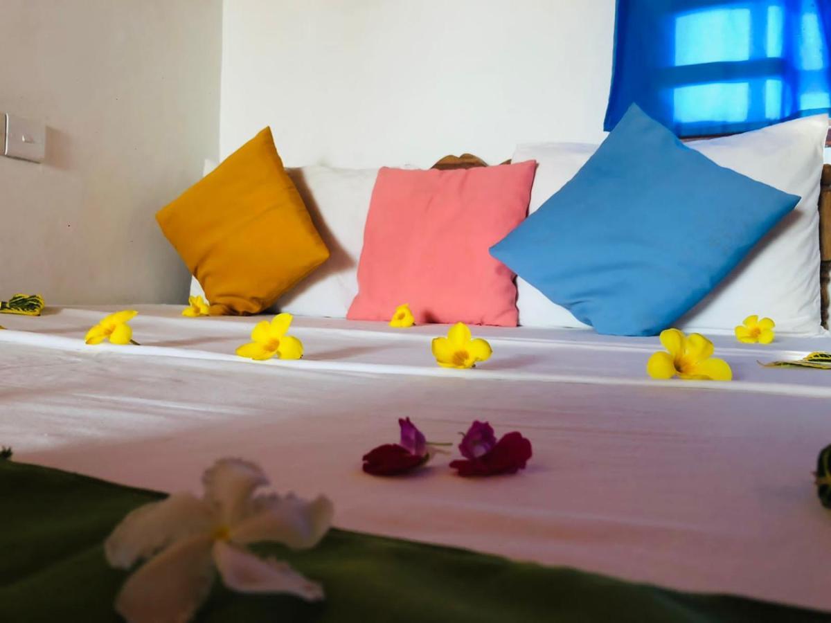 Rock Paradise Beach Hotel & Restaurent Tangalle Exteriér fotografie