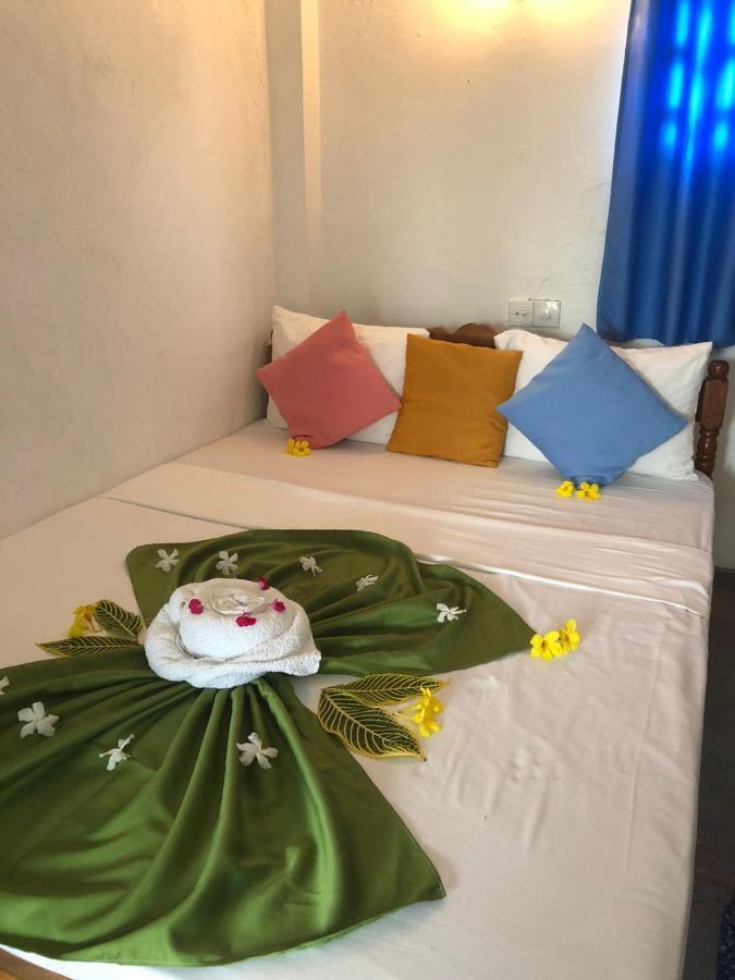 Rock Paradise Beach Hotel & Restaurent Tangalle Exteriér fotografie